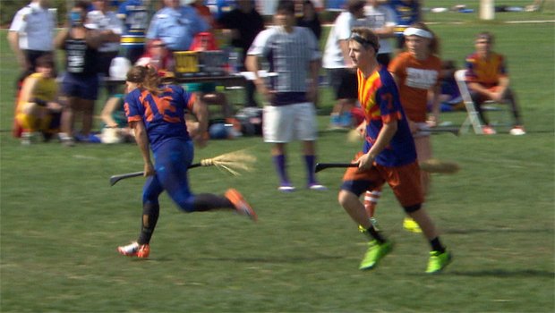 CBSSunday's tweet photo. A look at a sport that's taking off: Quidditch (broomsticks required) @annawerner https://t.co/SC6DBWawnr https://t.co/UEnGg45YWU