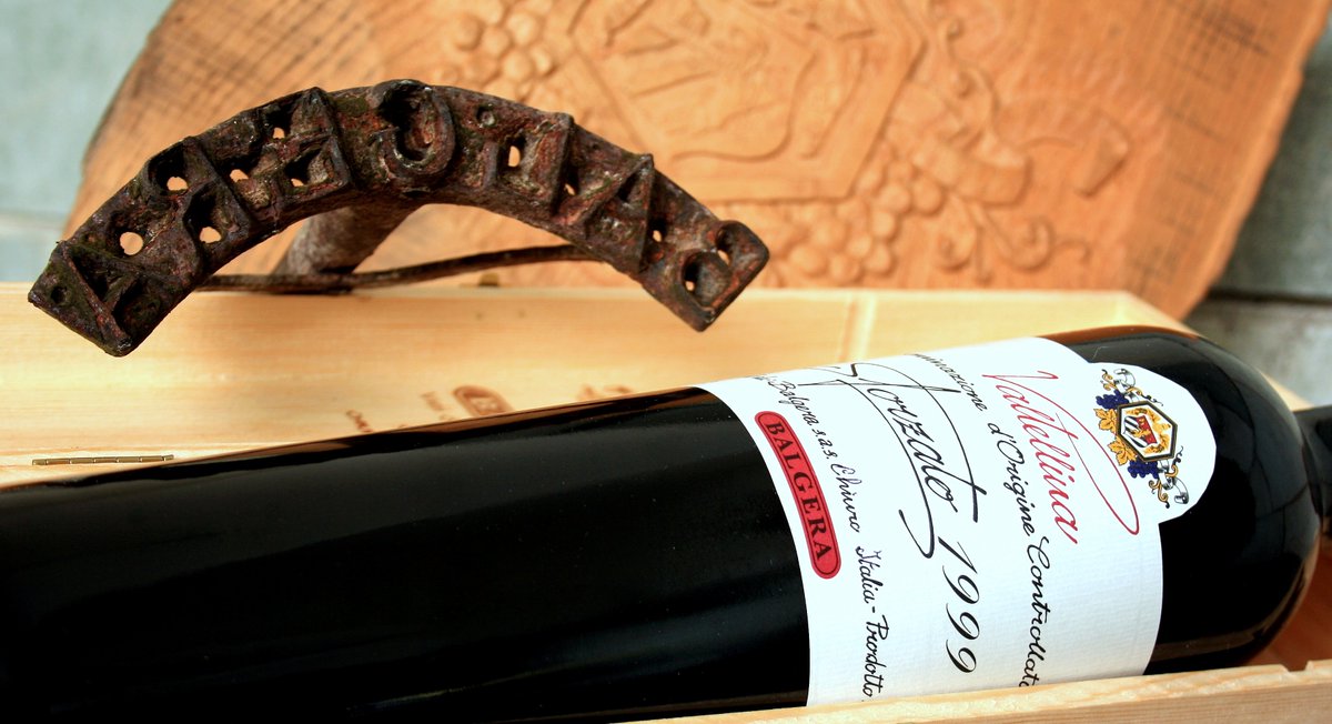 ViniBalgera's tweet photo. Hi! @5kwine @LaRiservadelFondatore @Valtellina https://t.co/cSmXZXCZvJ