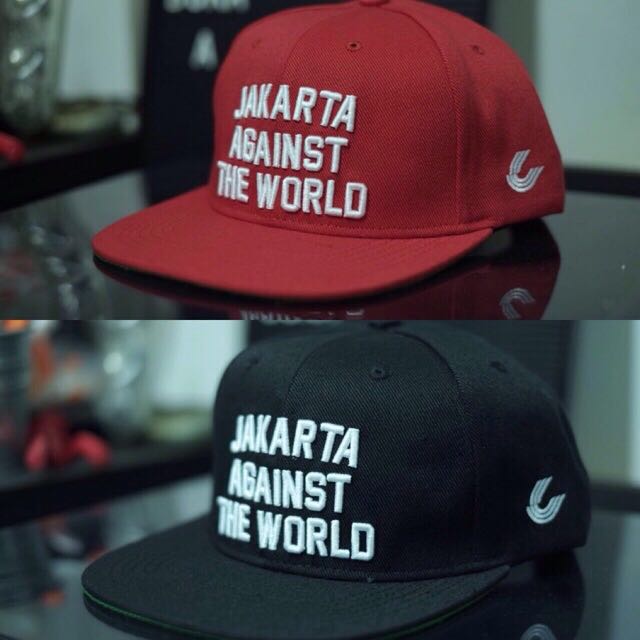 New snapback available "JKT AGAINTS THE WORLD", 225k, order 085776283630, follow IG <a href="/Urbain_Inc/">Urbain_Inc</a>  &amp; @urbain_shop