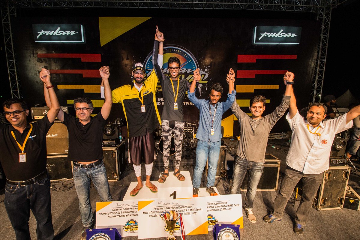 burnyourfuel's tweet photo. @my_pulsar Festival of Speed concludes with enthralling Grand Finale @Bajajauto Saad Gaibi from Pune won 1 lakh. https://t.co/bjFlTRqIxQ