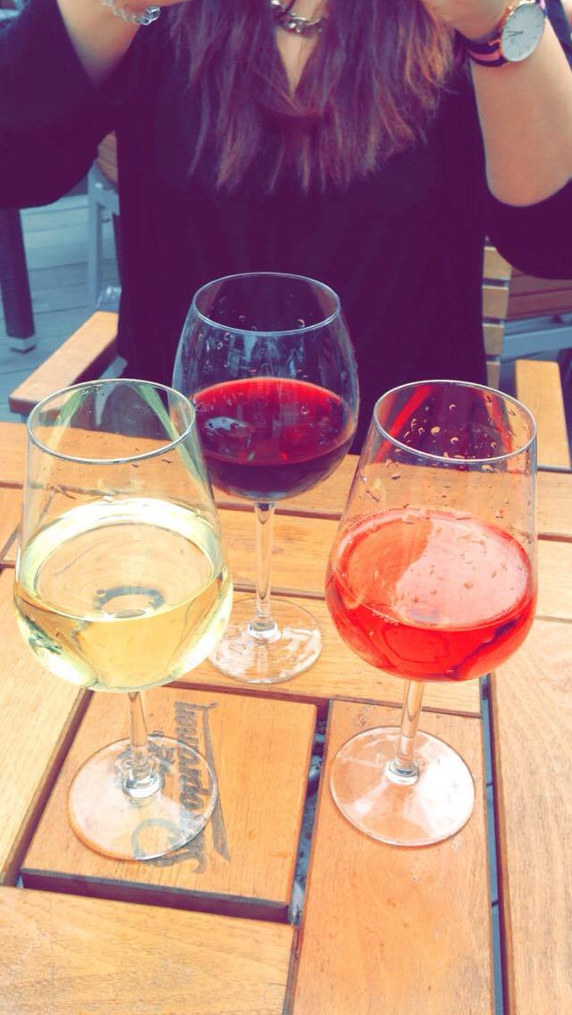 Teamwinedine's tweet photo. The wines in Romania are so tasteful! #Romania #wine #sogood #rose #white #red https://t.co/86pOTzKKnH