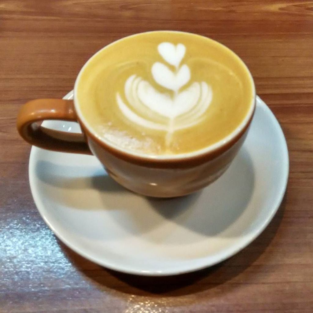 amstirdam's tweet image. Kopi sore ini, superior blend #kopiindonesia #kopimalang #supportlocalroasters #roasteryma… ift.tt/1qB9kvB