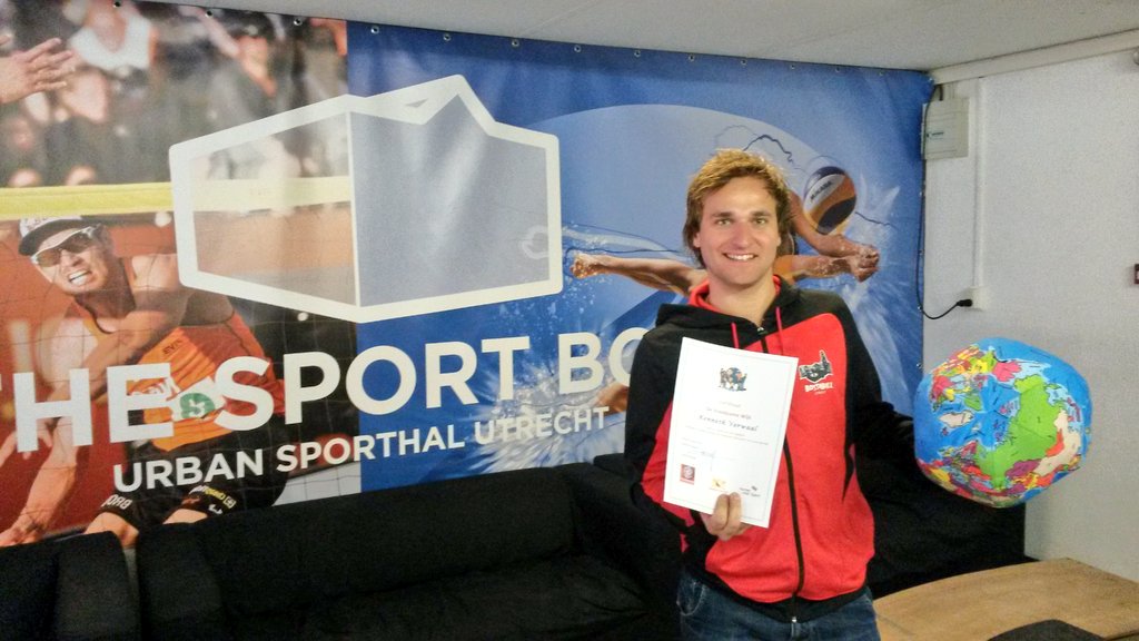 Yess, certificaat <a href="/VreedzameSchool/">De Vreedzame School</a> is binnen! Nu de ervaringen doorzetten naar de #Bossaball club #Utrecht!