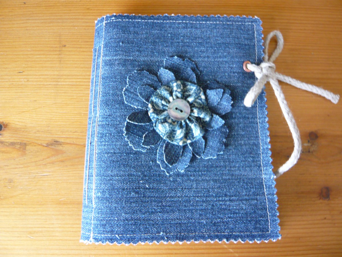 Caroline Hofstede tweet media