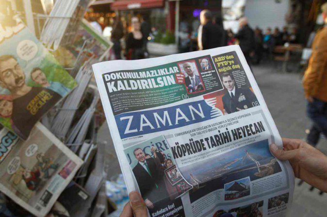 multiversumsite's tweet photo. Oggi parliamo della libertà di #stampa: dal caso #Zaman alla #Russia di #Putin 
Leggi qui ►https://t.co/rOCfa1aHul https://t.co/tLEDN6RKge