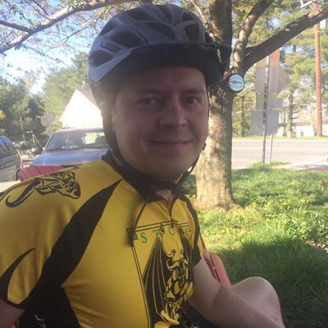 ReBcycle's tweet photo. Victor with his @dogfishbeer @ReBcycle #HelmetMounted #BeerViewMirror &amp; @StoneBrewingCo jersey #GoodBeerSafeBiking https://t.co/LyRJx8J3sO