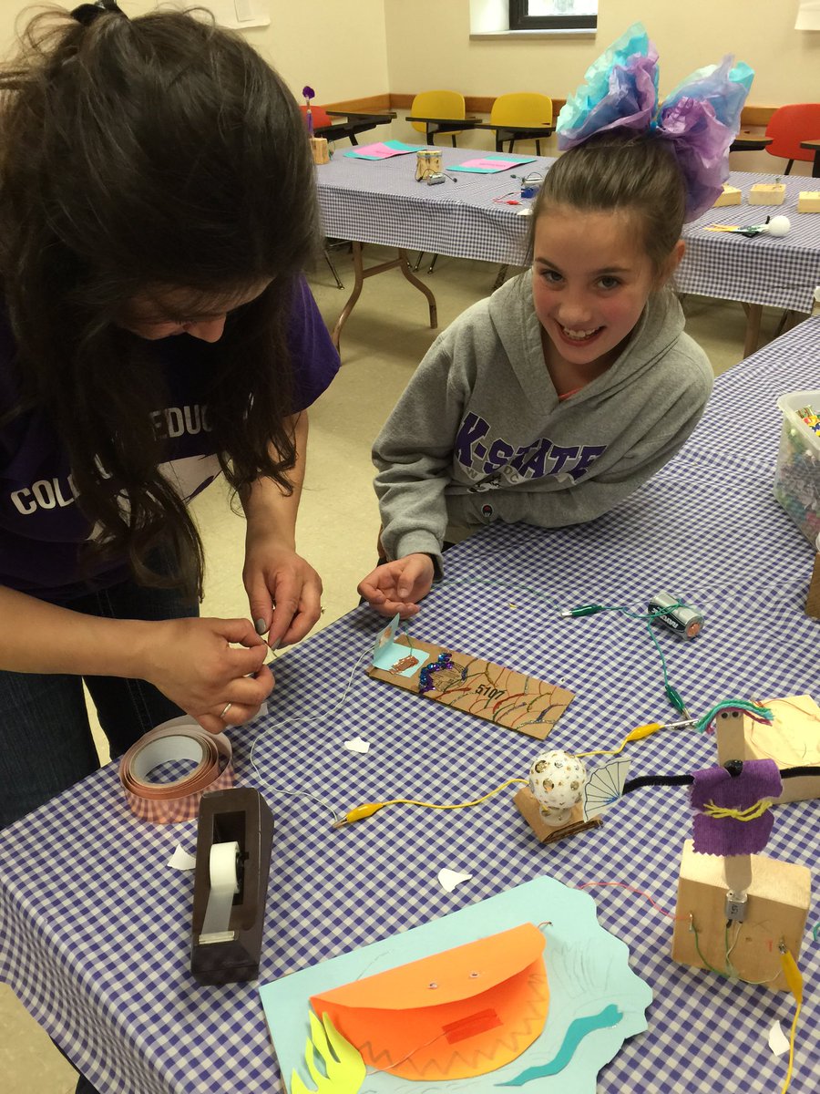 KStateEdCouncil's tweet photo. Whimsical Whirligigs @KSUCollegeofEd #RootedinPurple #KStateOpenHouse They spin,battery attached! Thanks Dr. Morales https://t.co/8y7DroW8eV