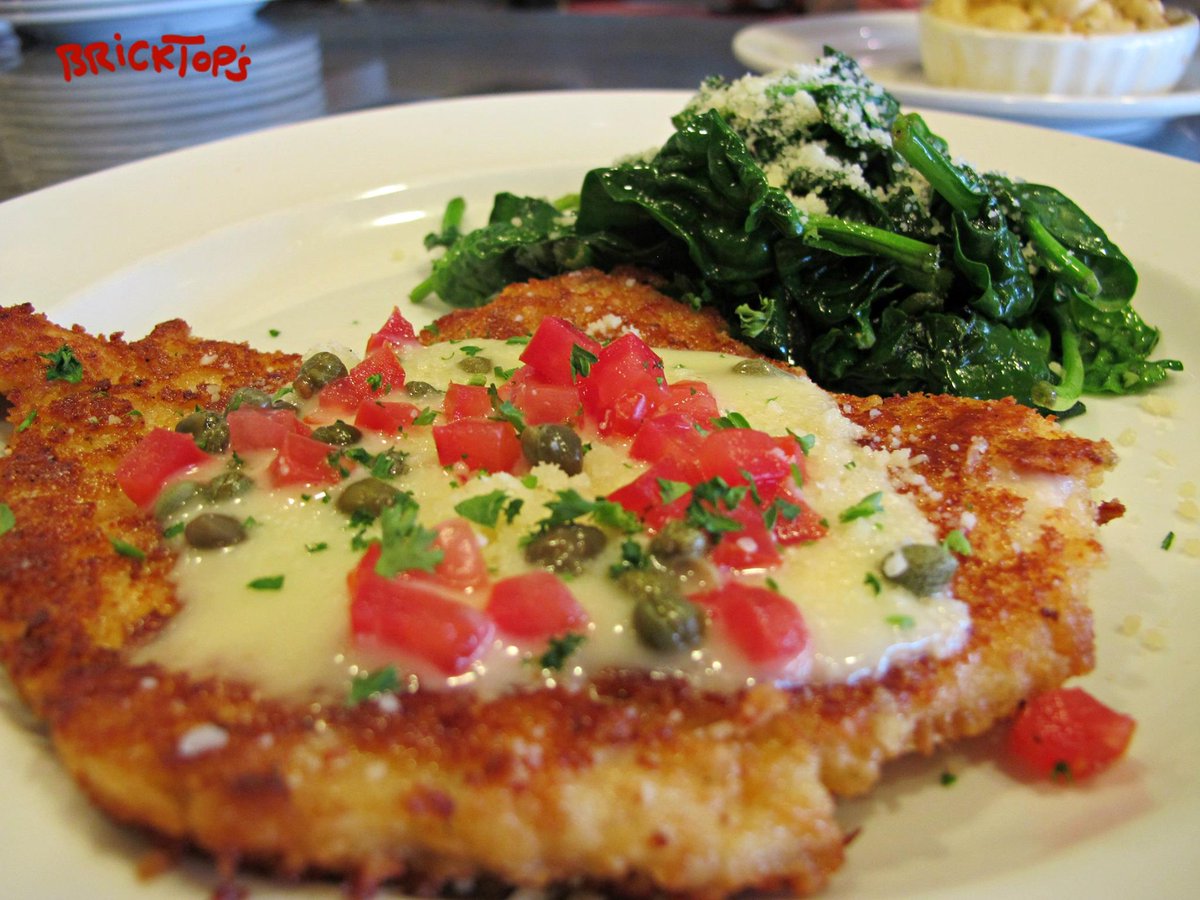 BrickTopsGables's tweet photo. Since #ItsLunchTime, we recommend our #yummy #ChickenMilanese. #BrickTops #CoralGables https://t.co/fJ4Uq6YoMO
