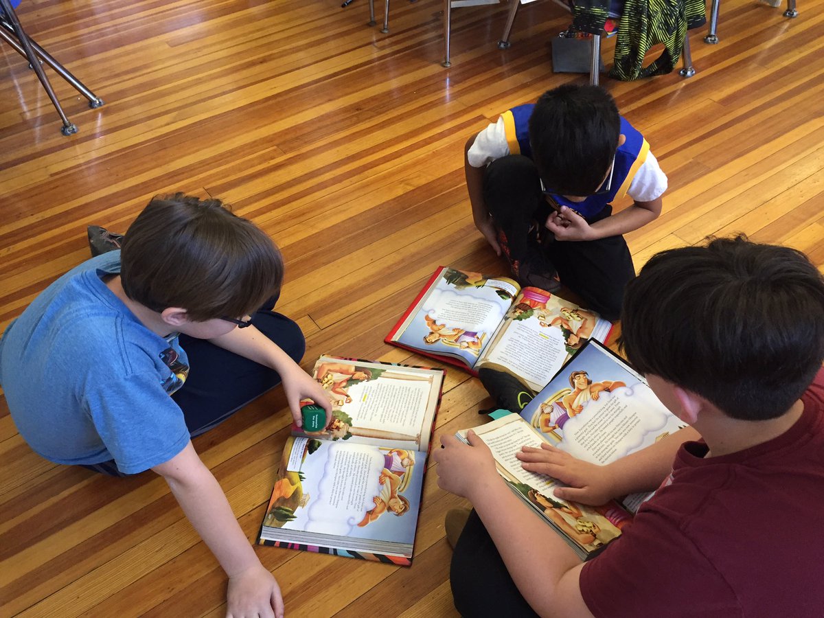 MrsAMcCullough's tweet photo. Kicking off the school week with student-led reading discussion groups. https://t.co/sAv0U39fRg