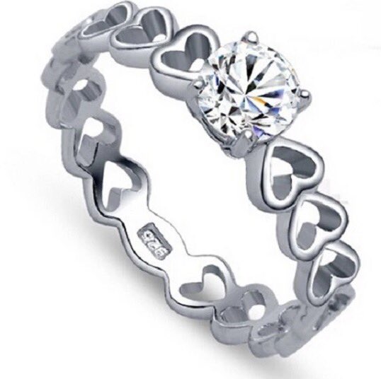 TheEndlessSand's tweet photo. 💍Forever Love rings brand new in stock today💍
😍Only $12.99😍
😘All jewelry on sale😘
https://t.co/Fa6sORScyP https://t.co/1BNZCS8RzI