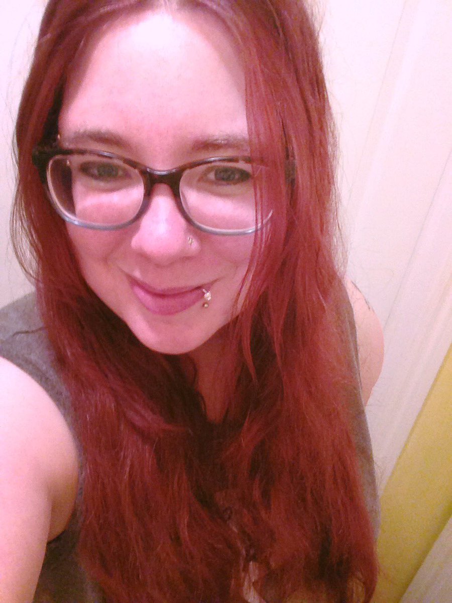 KatGoneGamer's tweet image. Outfit today consists of my skyrim tattoo, my Yoda tank top and club Nintendo bag. #suchanerd #itsajokecalmdownguys