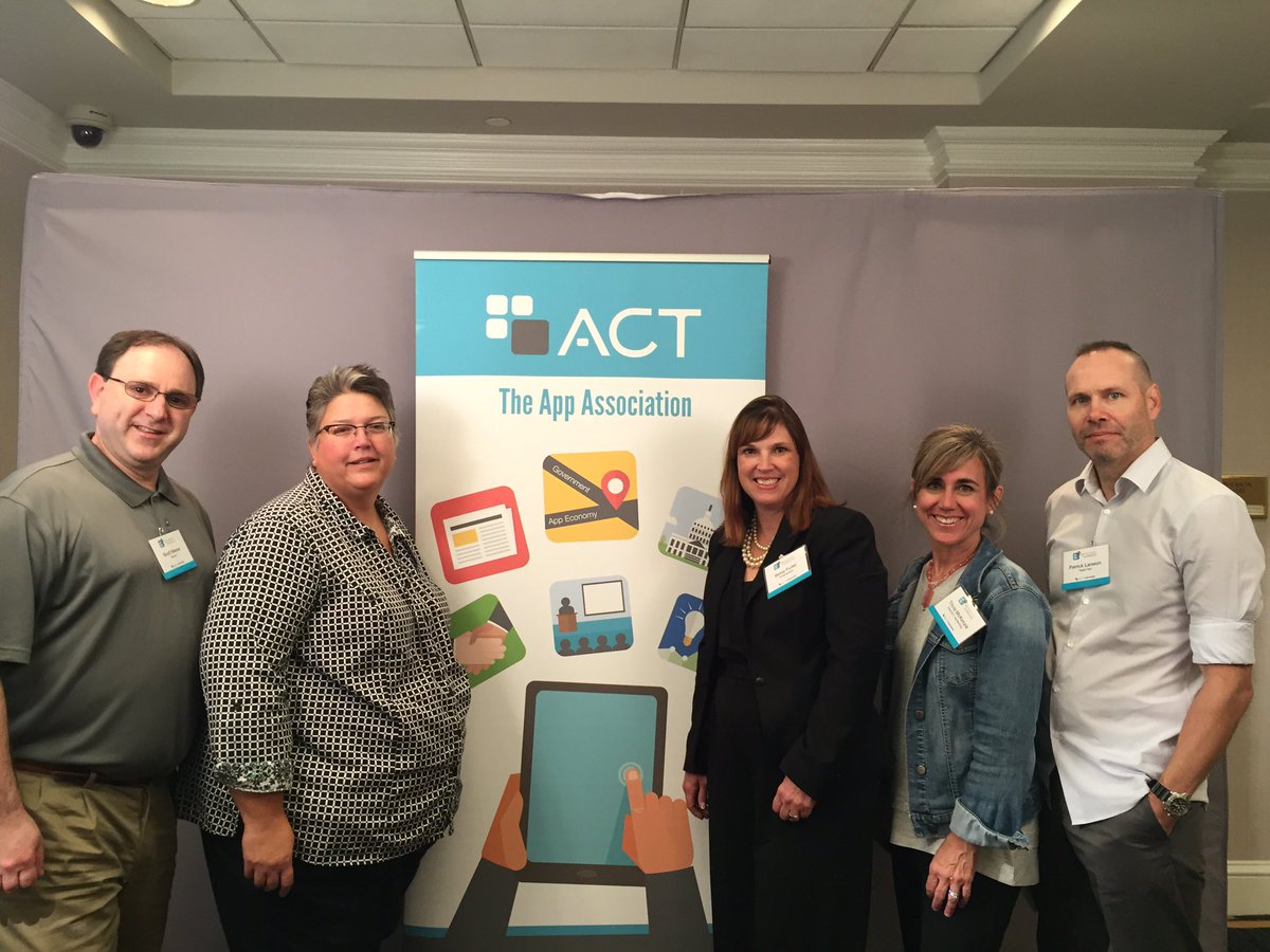 BetsyFurler's tweet image. The kid app developers and me @actonline #appcon16  @BridgingApps @TherapyCircles