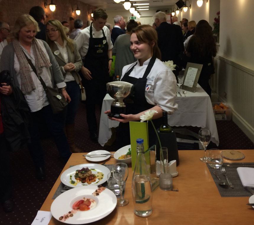 RotaryGBI's tweet photo. Congratulations to Emma Grant who won Saturday's 2016 Rotary #YoungChef National Final! (Photo via @tastencl) https://t.co/xaAwF2j5eW