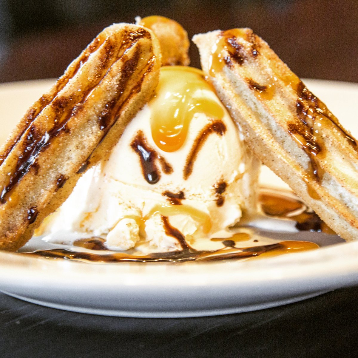 WoodNTap's tweet photo. Your one true "amor" on this beautiful #Monday. #churros #cincomenu #eatlocal #comeasyouare https://t.co/QFTrNqzAik https://t.co/mUe7XqJm0r