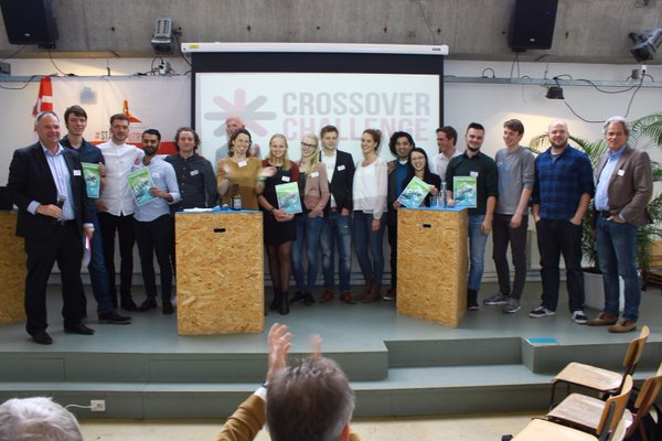 EBUtrecht's tweet photo. Finalisten @XOverChallenge zijn bekend. Donderdag ook aanwezig tijdens #GetConnectedSlim https://t.co/KvZHQnm76G https://t.co/Gr00Rx5TlK