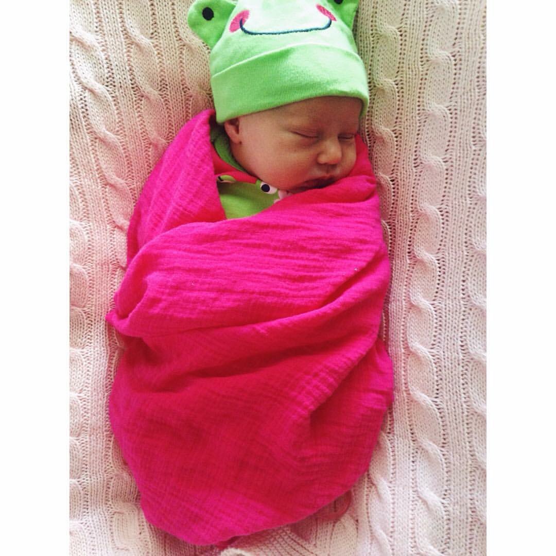 mandy_trujillo7's tweet photo. Just in case anyone needed a great start to their Monday😍🎀🍼 #AddyMae https://t.co/31pF5hGwCt