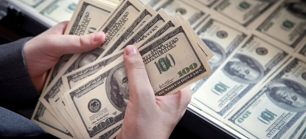 losvilaa's tweet photo. Dólar abre la semana en 18 pesos https://t.co/NfbC0AVUdZ https://t.co/F1JAJCoicC