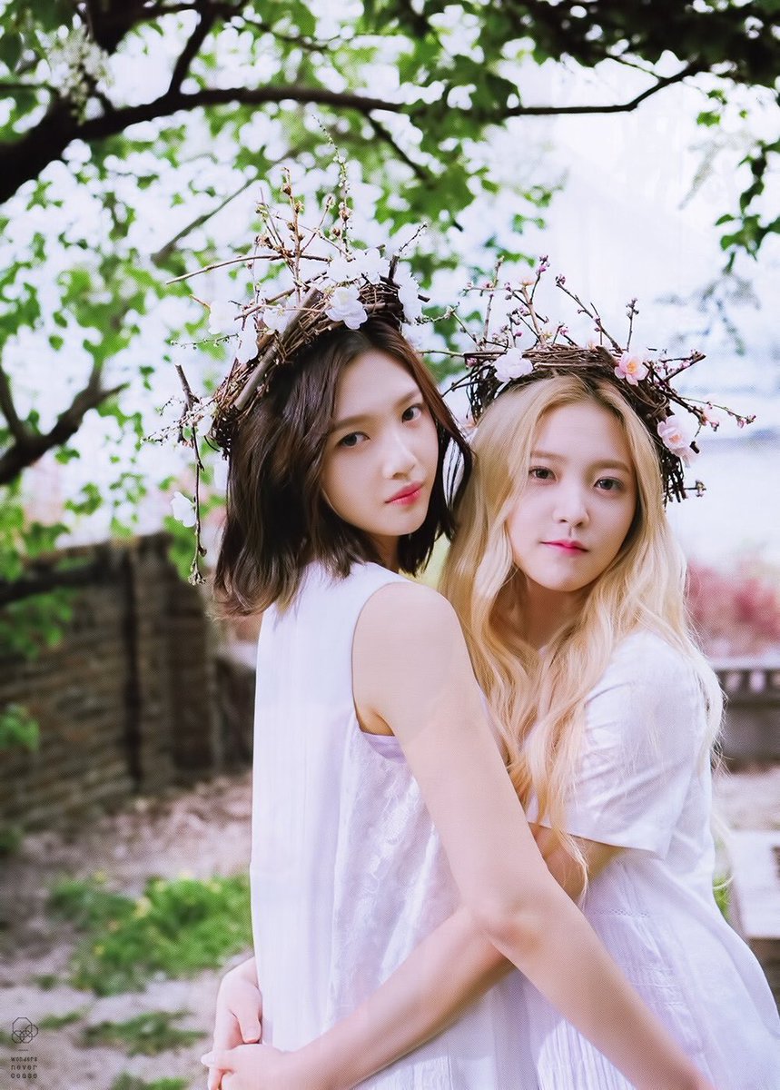 5REDVELVET's tweet photo. [SCAN] JOY &amp; YERI for CeCi Magazine - May 2016 Issue

By @WNCJOY (2) https://t.co/AxG1lNSPLI