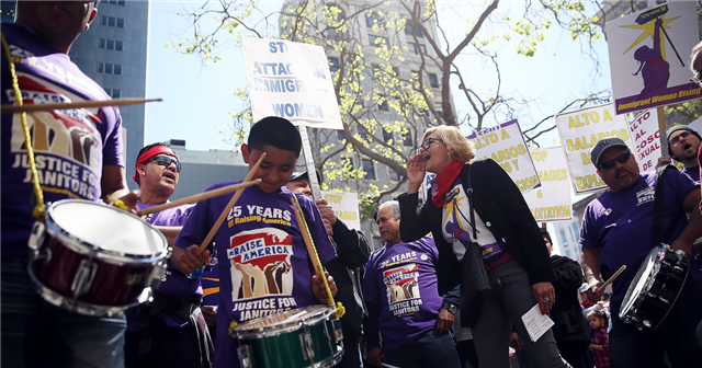 JonwithJive's tweet photo. The fight for a $15 minimum wage has more momentum than ever before. What side are you on? https://t.co/moFgMYGudY https://t.co/0LNaH5hGaR
