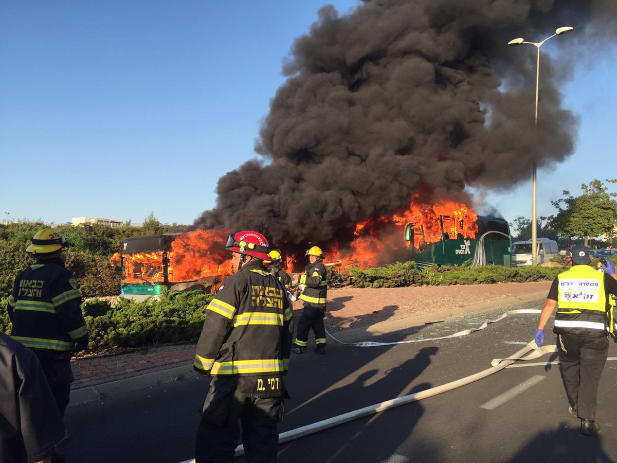 Many casualties in Jerusalem bombing CgVX9ARWcAIo_UK