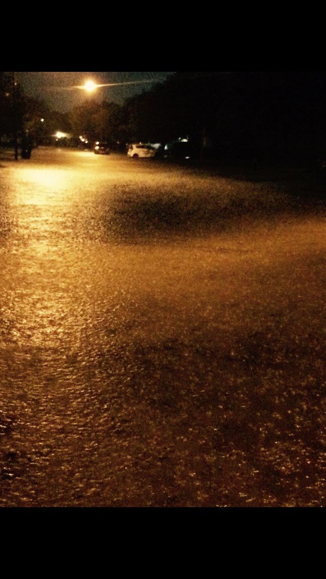 farrah569's tweet photo. Texas be like https://t.co/ZxtUnVuaB1