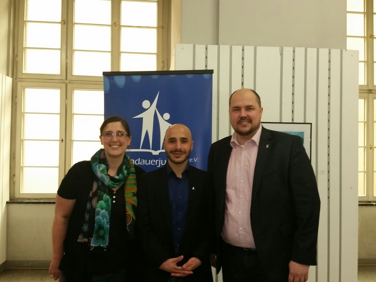 SpandauerJugend's tweet photo. Hier noch einige Impressionen von der Vernissage
#SpandauerJugend #Rathaus #Spandau https://t.co/4WkyLn8giQ