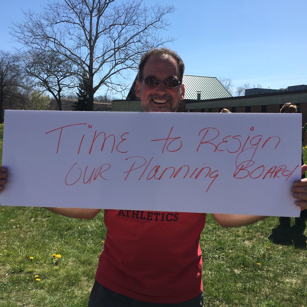 AHrycyk's tweet photo. The 11 am #CSLRESIGN protest in front of Town of Ramapo. Check News12 for live coverage at 12 noon. https://t.co/fwJNjTrBT5