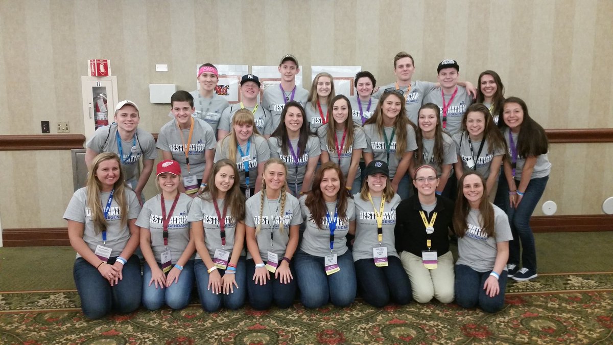 MsWitt_FHS's tweet photo. @FraserStuco @mascmahs @MASCLegend Thanks for a wonderful #States16! #fraserschools #DestinationLegendary https://t.co/XeLMCwhTYA