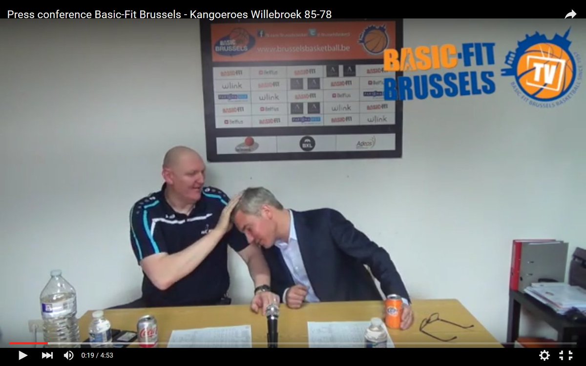 BasketinBelgium's tweet photo. #scoooreleague Daniel Goethals et Serge Crèvecoeur font le show - vidéo #basketbelgium https://t.co/Kpgv1d9i9e https://t.co/Bkol8TAZ9q