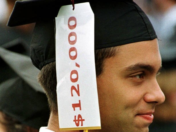 AmericaFacts101's tweet photo. The cost of college in the U.S. has gone up 500% since 1985. https://t.co/Q8Di7pzbPh