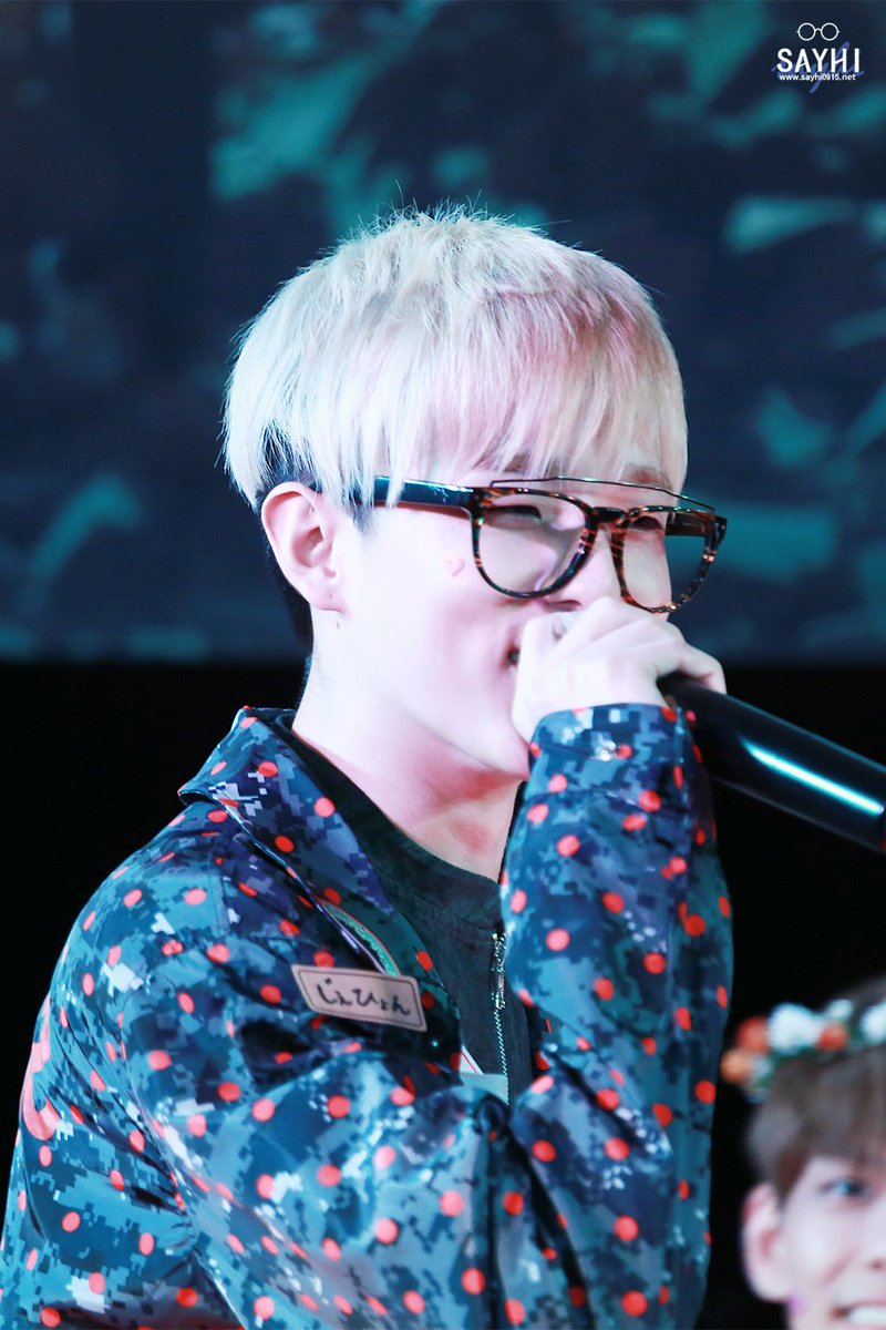 160418 신촌 팬싸 #데이식스 #DAY6 #제이 #JAE #놓아놓아놓아   sayhi0915.net/xe/files/attac…
sayhi0915.net/xe/files/attac…