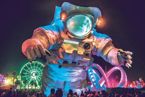 RealTacked's tweet photo. Tack if this pic makes you wish you went to Coachella...
https://t.co/PK1B0qlLiY

#Coachella2016 https://t.co/v106KHayqv