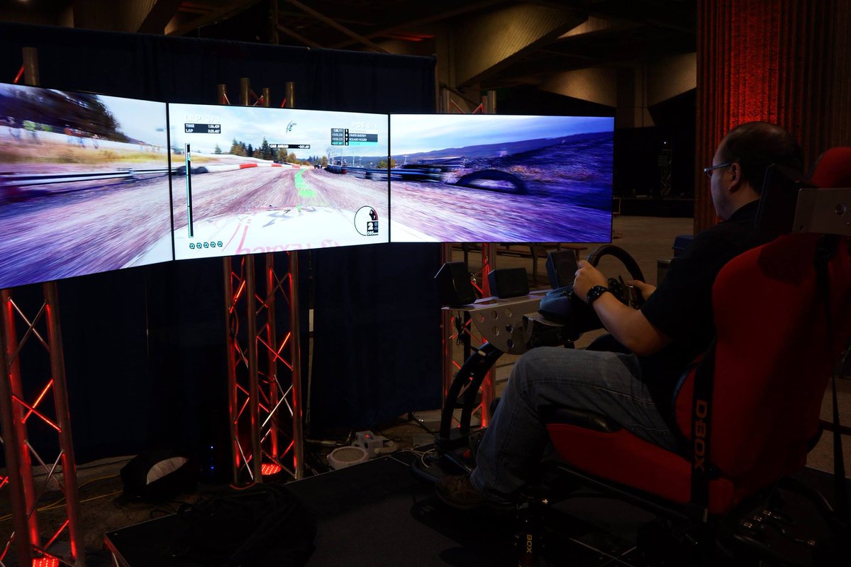 ImperialGamesCA's tweet photo. We were at #LanETS2016 last weekend, if you didn't get to visit us here is what our sweet setup looked like ! https://t.co/YQ6wNbLUEF