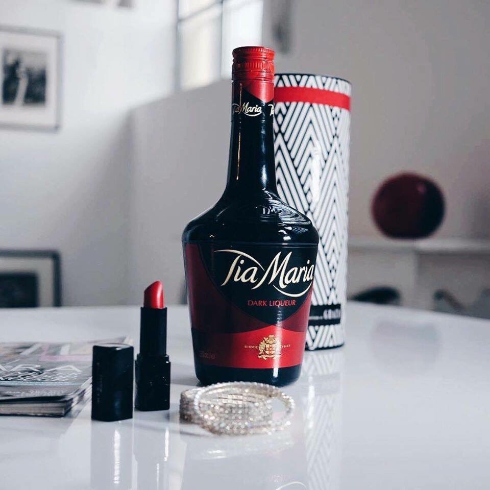 What's the secret of a #MondayMotivation night? Get your #TiaMariaxGrazia & enjoy it tonight with your #bff.