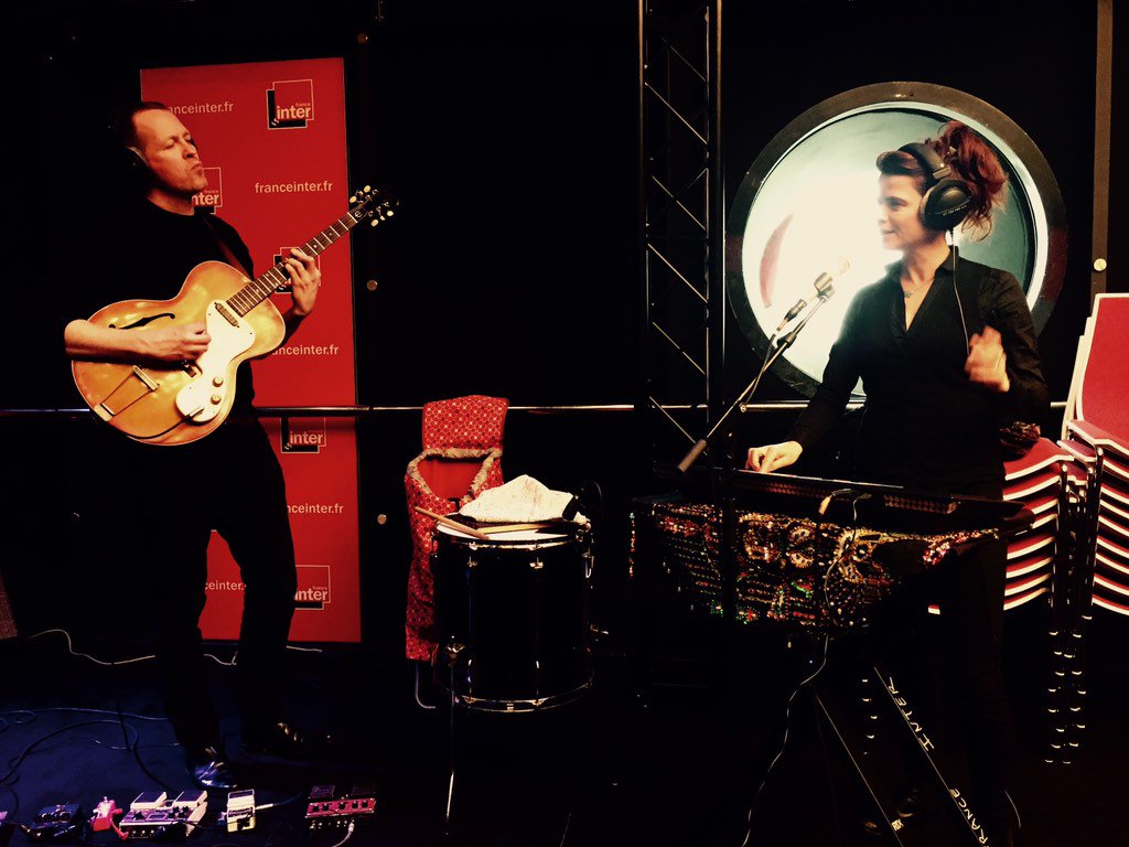 LaurentGoumarre's tweet photo. [BALANCE] Ce soir ce sera 4 LIVE sinon rien sur @franceinter #NRVfi @francoizbreut #Zoo et @Gontard_ #Repeupler https://t.co/nRAYjnPSlG