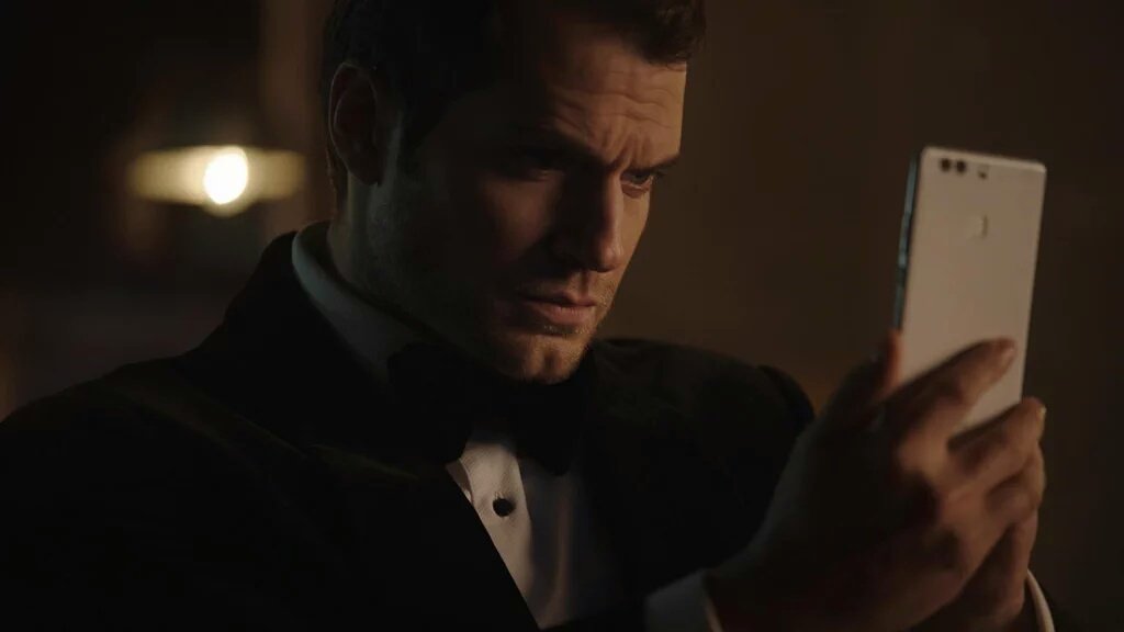 shabanamoin's tweet photo. #HuaweiPSFW See the world how Henry Cavill sees it, through the lens of the new #HuaweiP9. #OO #PSFW2016 https://t.co/tpmeArw7Iz