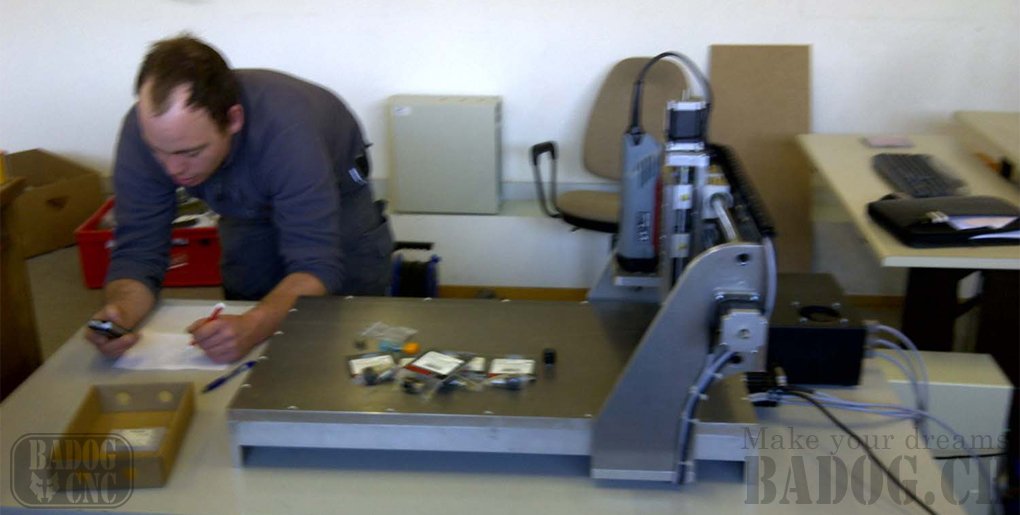 BadogCNC's tweet photo. welcome to the #machinst and the #CNCrouter to our new friend. With a #Swissmade machine never make you disapointed. https://t.co/K7xPwRXwDU