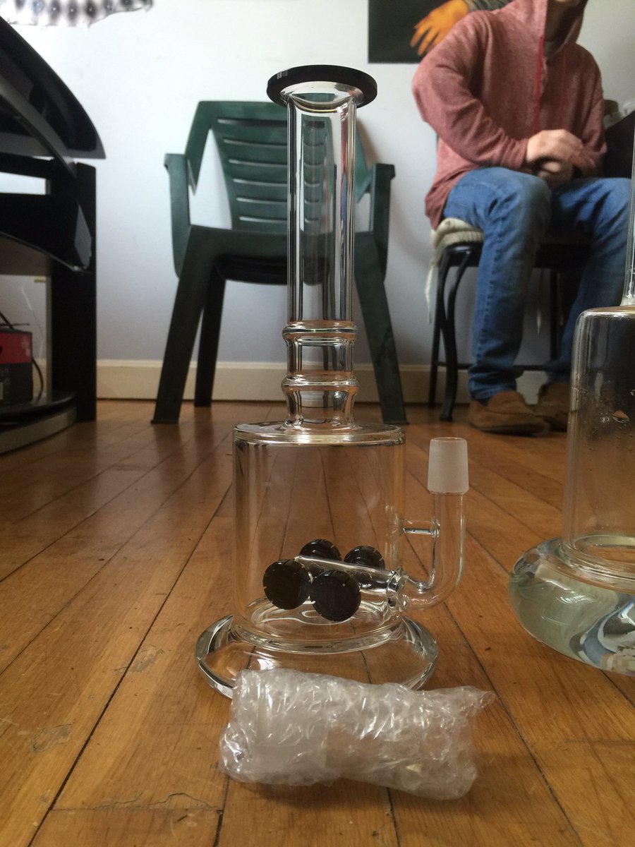 BiotechGlass's tweet image. You can find both pieces on eBay