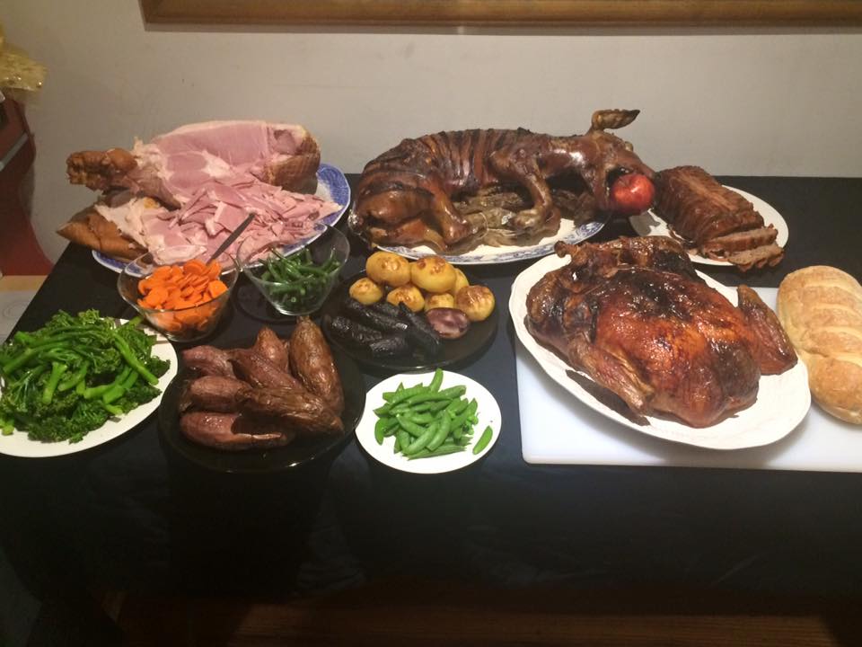BullusModding's tweet photo. love the feeling I get watching #KitchenWhiz, mainly cause I beat @aliceinframes in @JohnCesters #turkeycomp at Xmas https://t.co/whDwN4EE0e