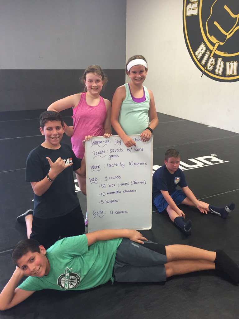 KarenKbit's tweet photo. Great job kiddos!
#halekoa https://t.co/I5DAacnM4g