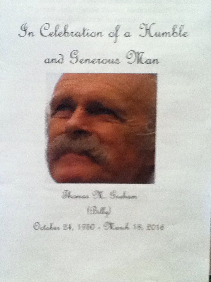 ELJohnny48's tweet photo. #TomGraham great gathering of friends at Tom's celebration of life, beautiful sunny day at Long Lake R.I.P. friend https://t.co/qUpezAnif9