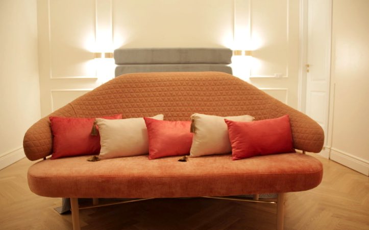 Missanadesign's tweet photo. Our Simone sofa has decided to move to Rome for good, and that makes us jealous! Its new home is Ingrami Suites! https://t.co/zA9PmvgjJw