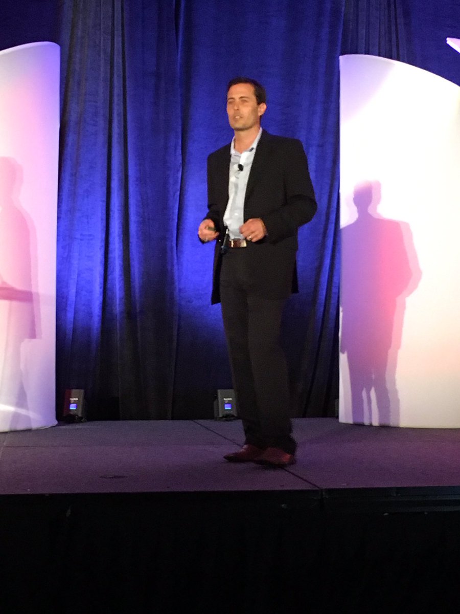 SmallWorldLabs's tweet image. .@Personifycorp + Small World Labs= a match made in heaven according to @wilsonmichael #Pfest16