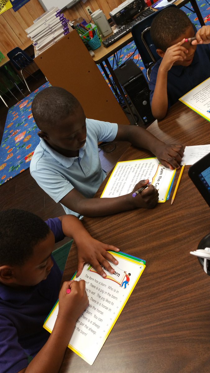 Pipercollins197's tweet photo. Fluency intervention fun! #lufkinlearns @DorindaWade https://t.co/pLHJEF9ZFt