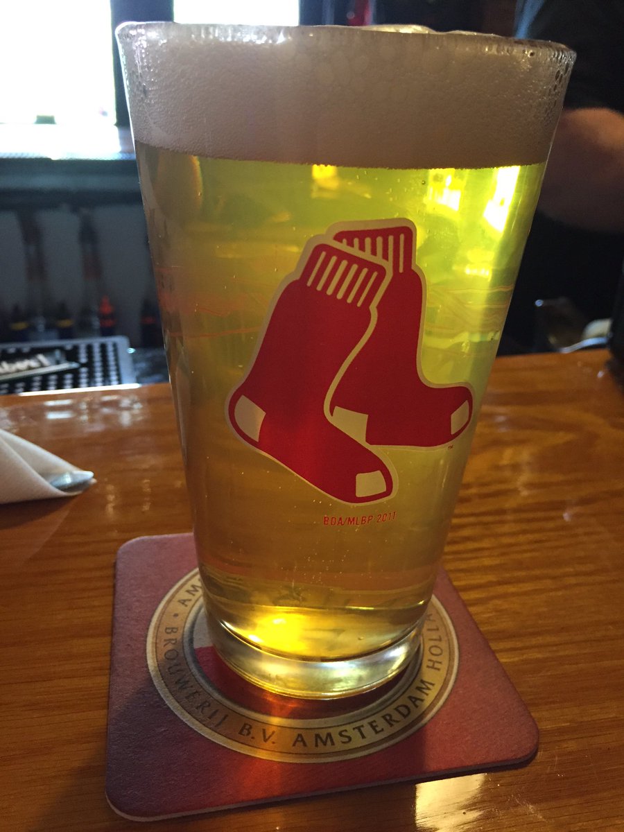 RyanCMayflower's tweet photo. @mayflowerbrew  Golden Ale @lobstershantysalem on Marathon Monday! #mayflowerbrewing #drinklocal #eatlocal #redsox https://t.co/9KlsDLExPB