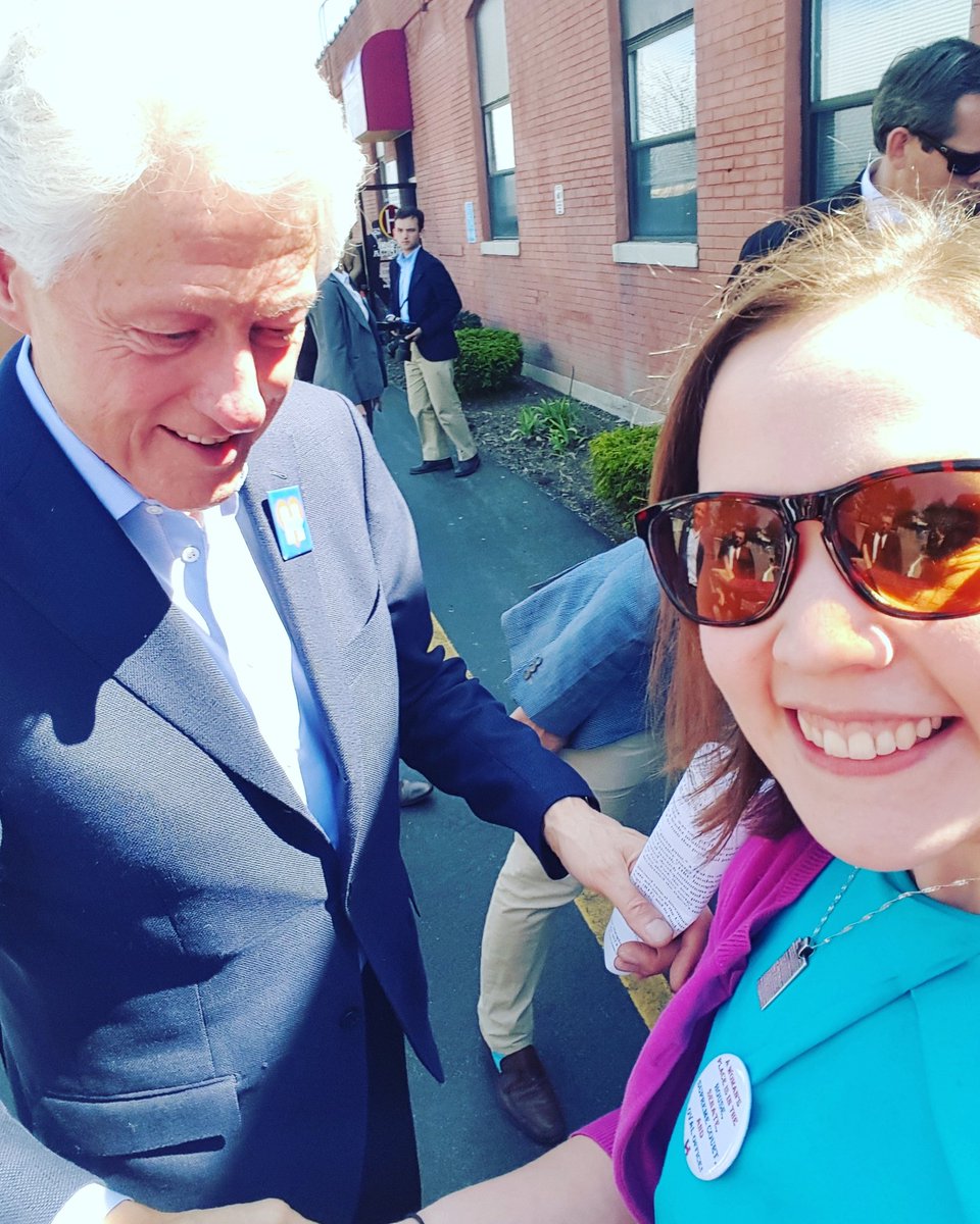JennBeideman's tweet photo. So this just happened... #immigrantsforhillary #imwithher #finallymetmydadsdoppelganger https://t.co/UWnMhjfMNV