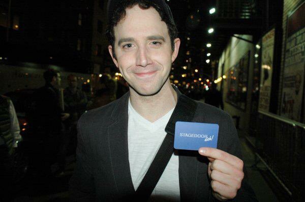 StageDoorDish's tweet photo. Who is going to be at #LegendsofNewYork tonight?! Say hi! I will be the one looking like 😍 #PeopleILOVE https://t.co/3cgRyddH7y