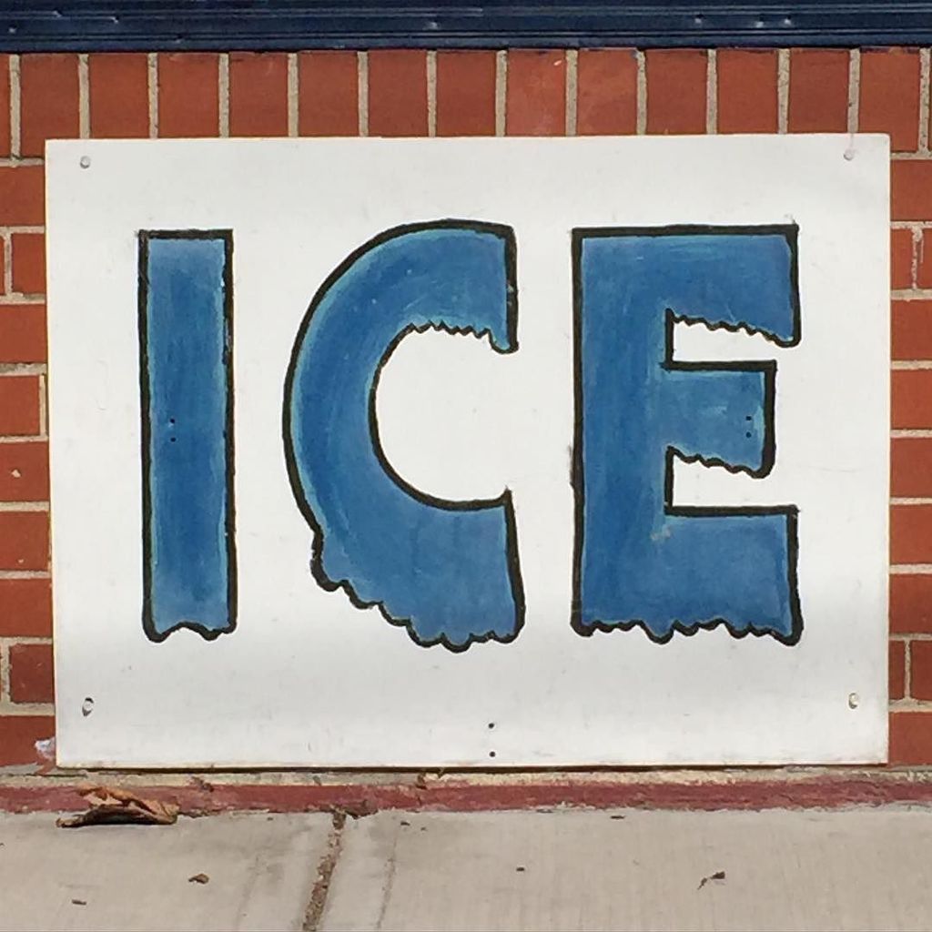 icycaps's tweet photo. melting. #icycaps by bshaykin https://t.co/jVmN4lEIsr