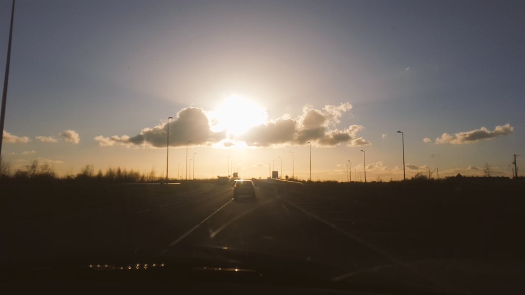 My early drive up from limerick! Almost looks heavenly there doesn't it 😍 - p #lovenafianna