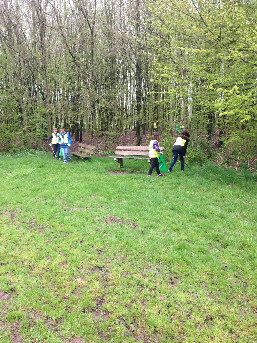 Ook de groepen 7 en 8 deden mee met de actie #natuurlijkschoon van de #rova!